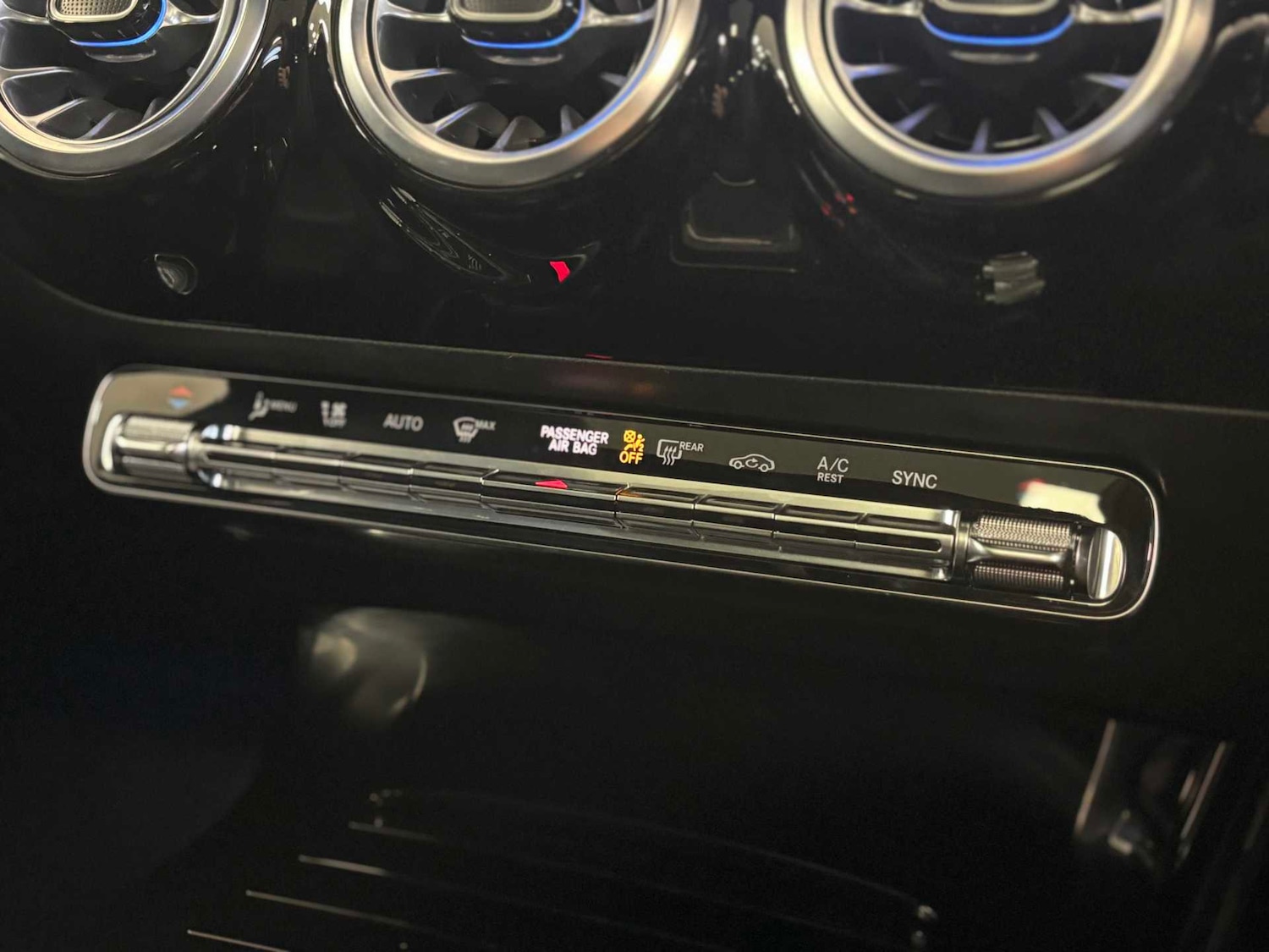 Used Mercedes-Benz CLA 2025 for sale - 77233085: Photo 19