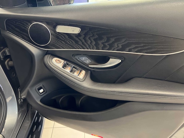 Used Mercedes-Benz GLC 2019 for sale - 76205098: Photo 27