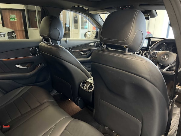Used Mercedes-Benz GLC 2019 for sale - 76205098: Photo 31