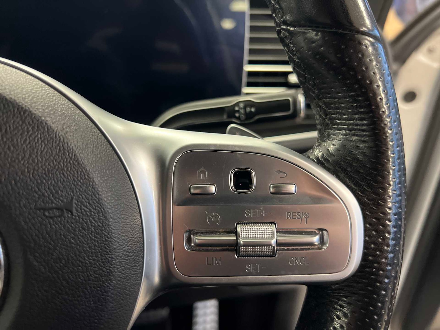 Used Mercedes-Benz GLE 2020 for sale - 77123536: Photo 17