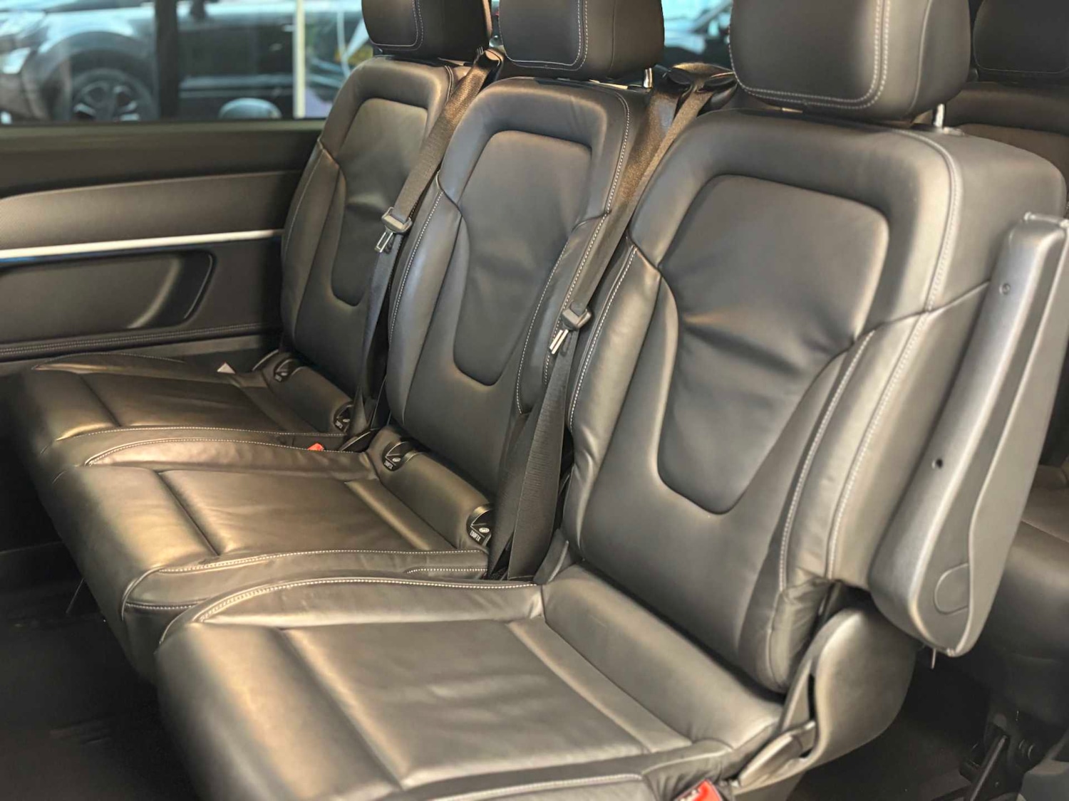 Used Mercedes-Benz V-Class 2023 for sale - 76624497: Photo 26