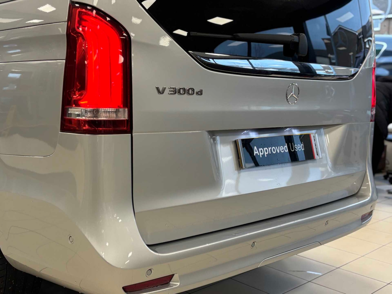 Used Mercedes-Benz V-Class 2023 for sale - 76624497: Photo 32