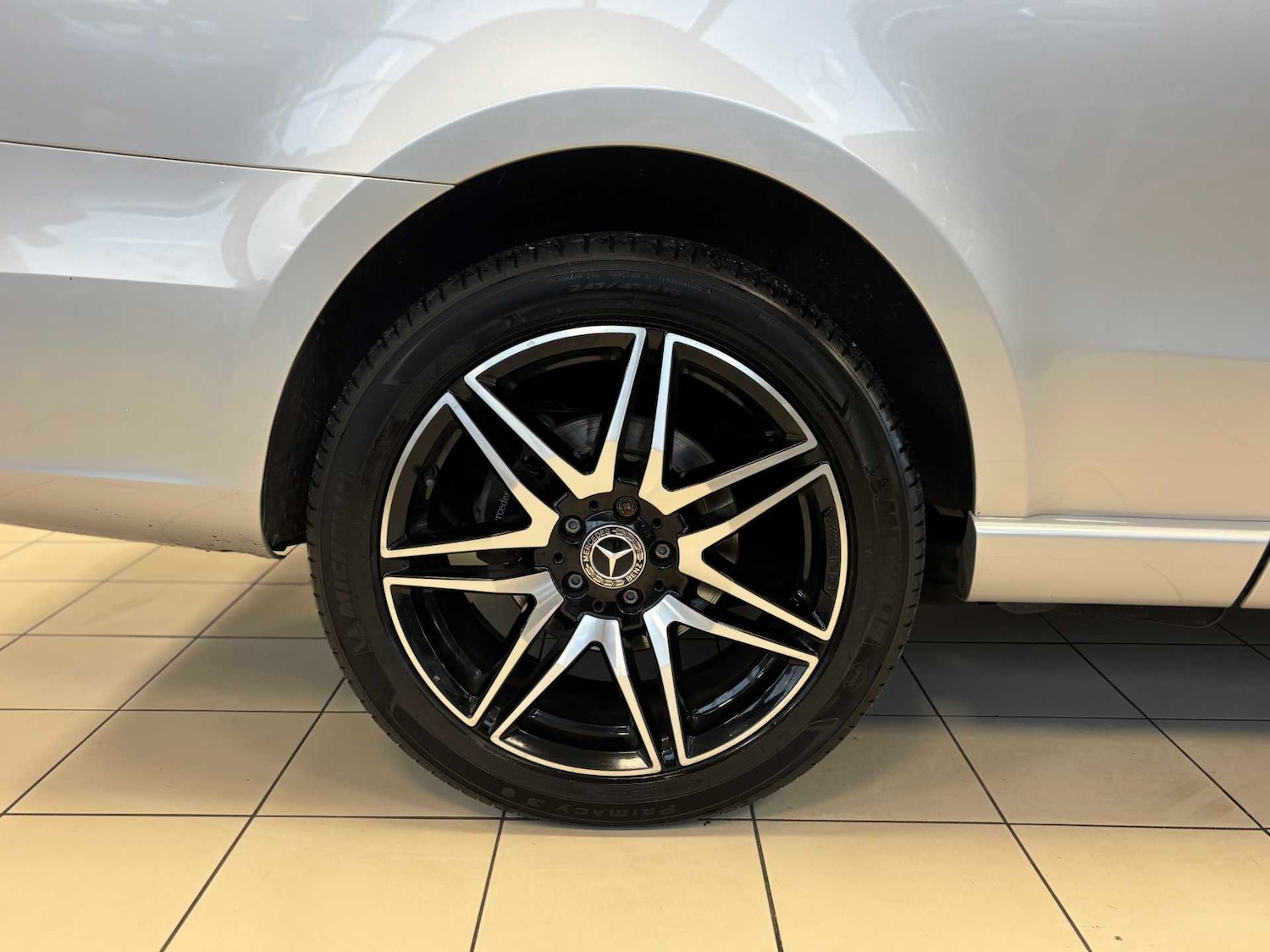 Used Mercedes-Benz V-Class 2023 for sale - 76624497: Photo 6