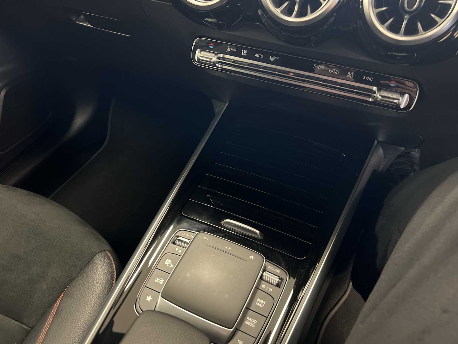 Used Mercedes-Benz GLB 2022 for sale - 76205132: Photo 23