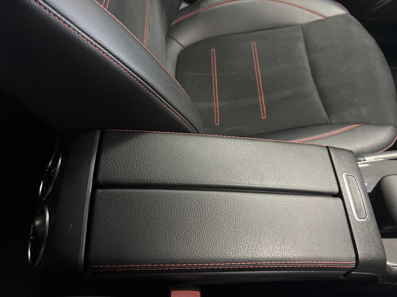 Used Mercedes-Benz GLB 2022 for sale - 76205132: Photo 24