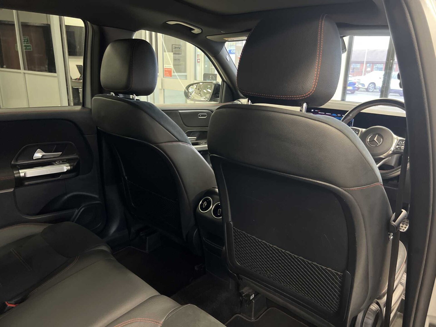 Used Mercedes-Benz GLB 2022 for sale - 76205132: Photo 30