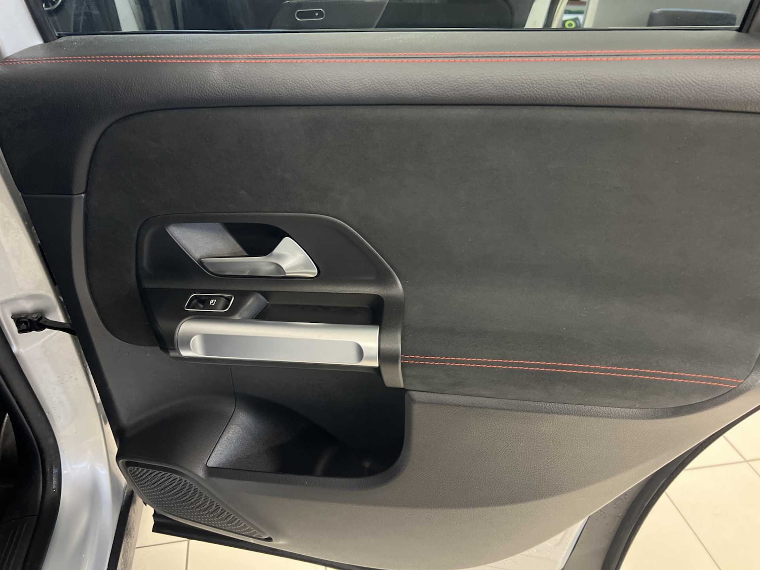 Used Mercedes-Benz GLB 2022 for sale - 76205132: Photo 31