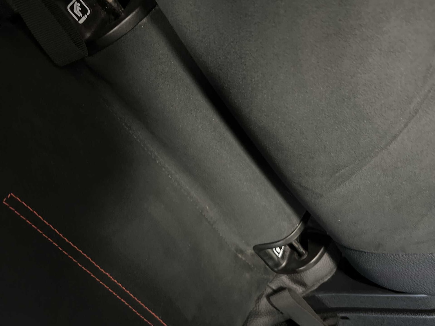 Used Mercedes-Benz GLB 2022 for sale - 76205132: Photo 32