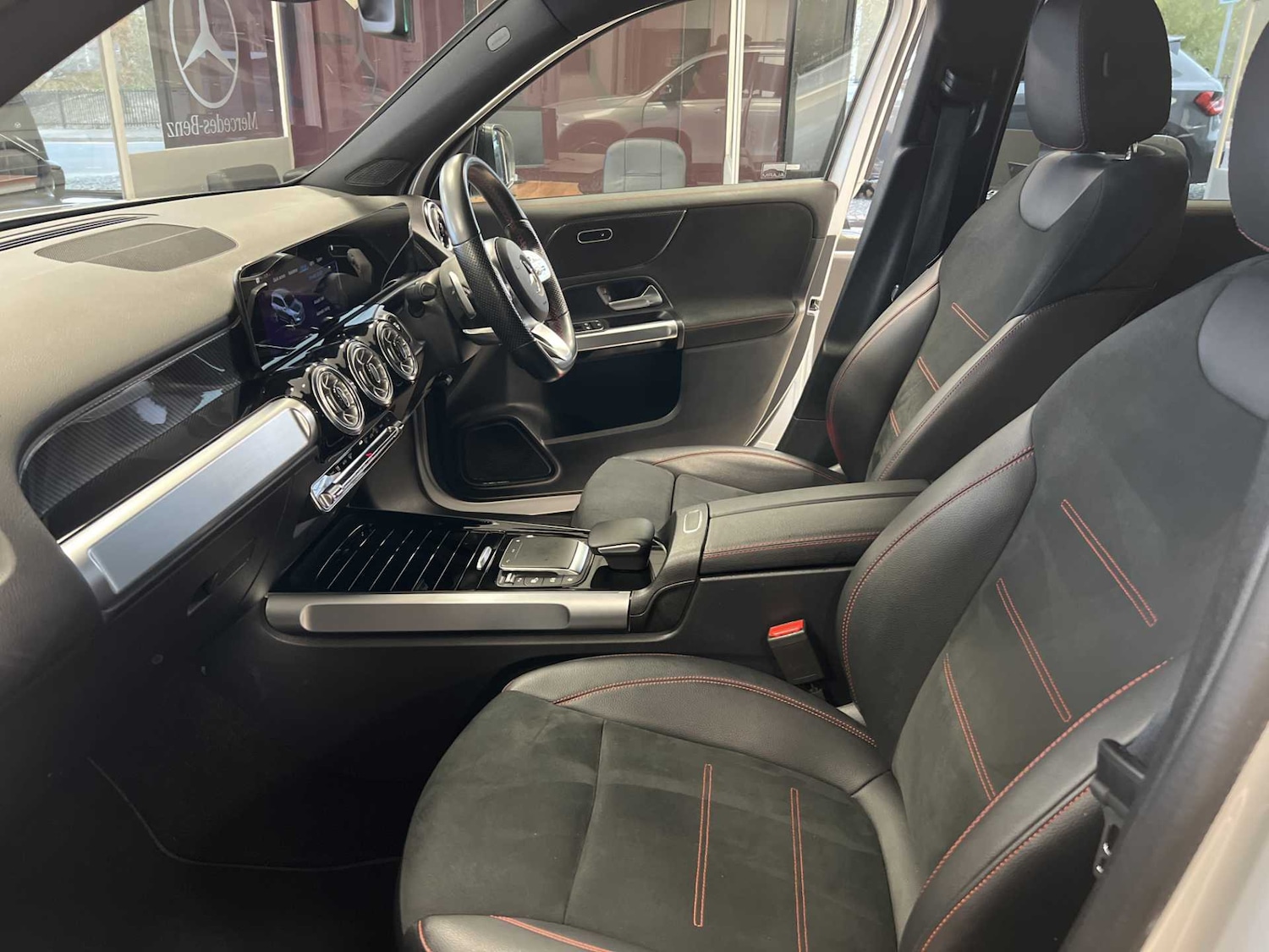 Used Mercedes-Benz GLB 2022 for sale - 76205132: Photo 35