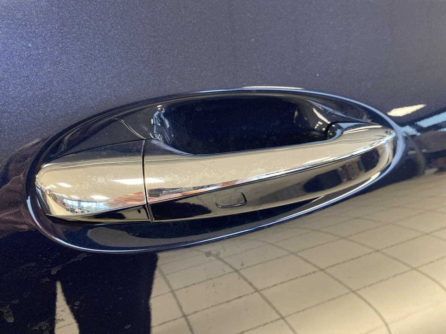 Used Mercedes-Benz EQC 2022 for sale - 75710881: Photo 14