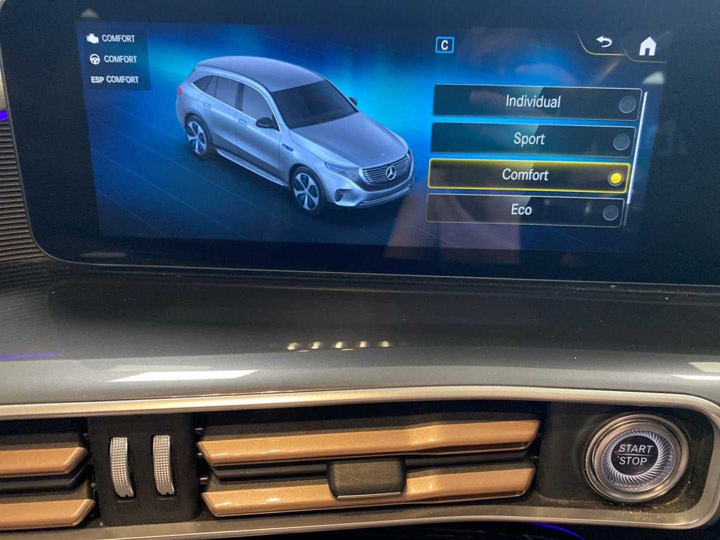 Used Mercedes-Benz EQC 2022 for sale - 75710881: Photo 30