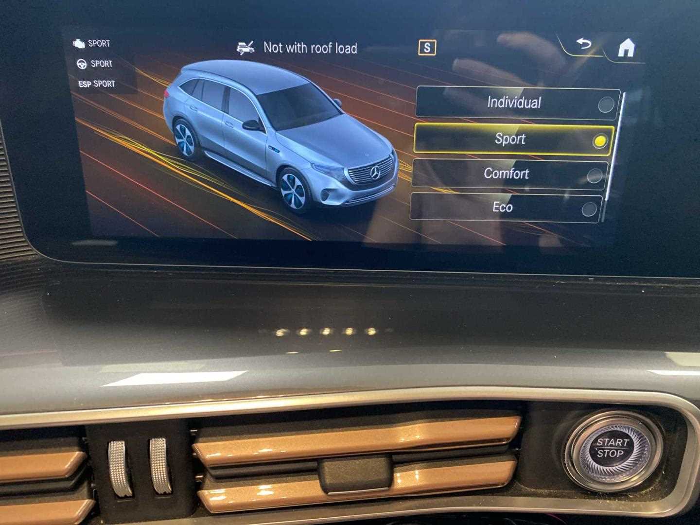 Used Mercedes-Benz EQC 2022 for sale - 75710881: Photo 31