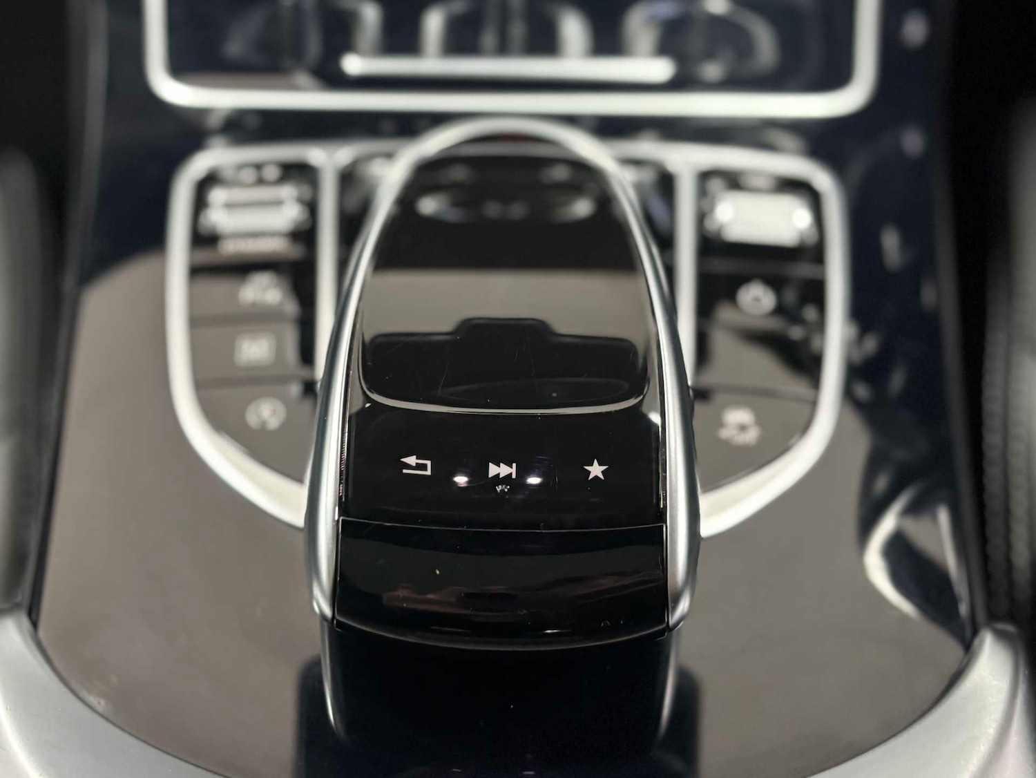 Used Mercedes-Benz GLC 2016 for sale - 77913897: Photo 20