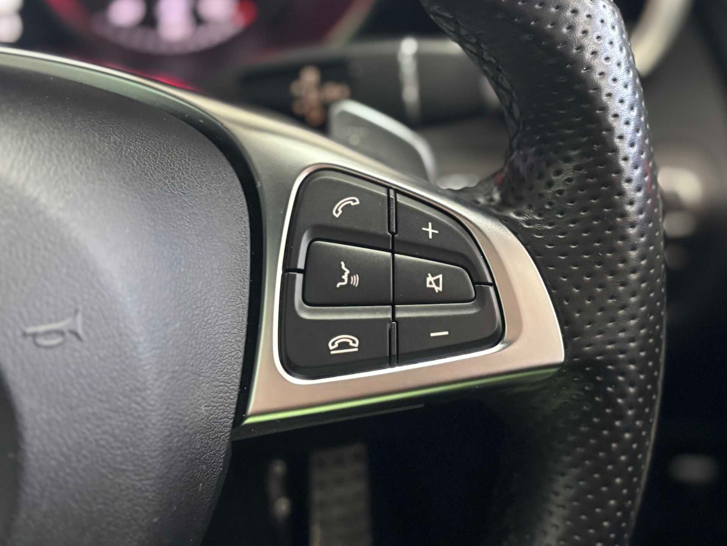 Used Mercedes-Benz GLC 2016 for sale - 77913897: Photo 22