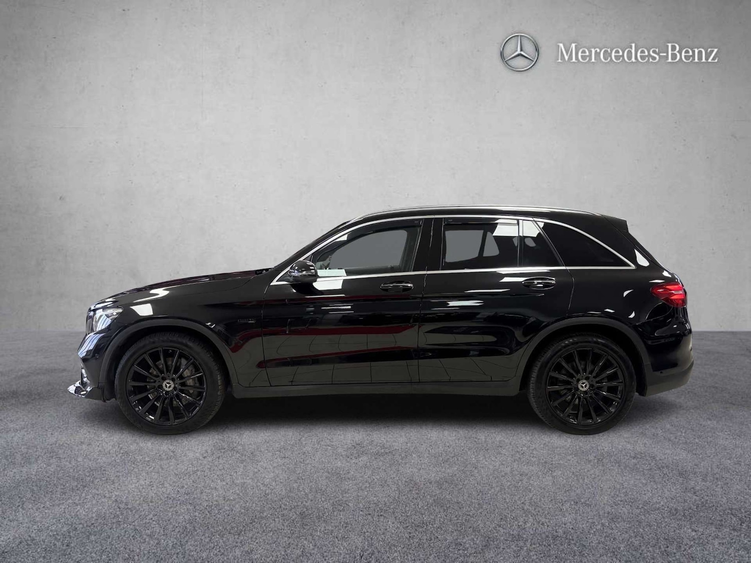 Used Mercedes-Benz GLC 2016 for sale - 77913897: Photo 3