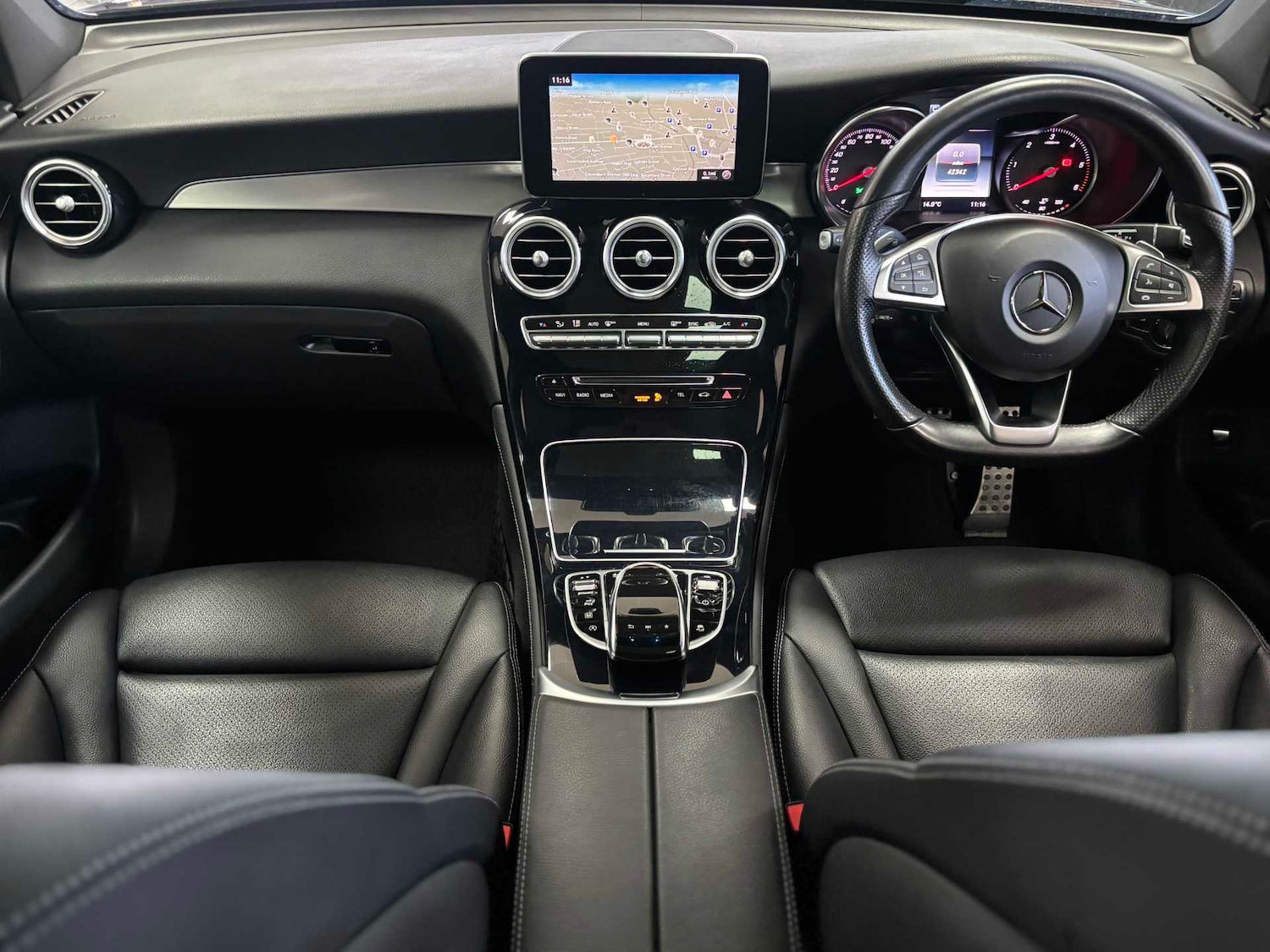 Used Mercedes-Benz GLC 2016 for sale - 77913897: Photo 30