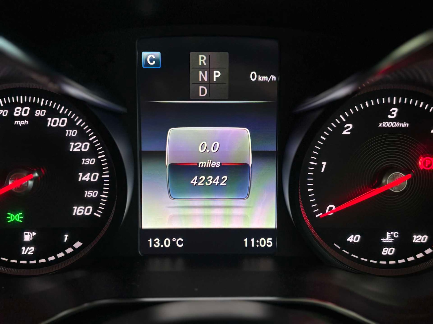 Used Mercedes-Benz GLC 2016 for sale - 77913897: Photo 9