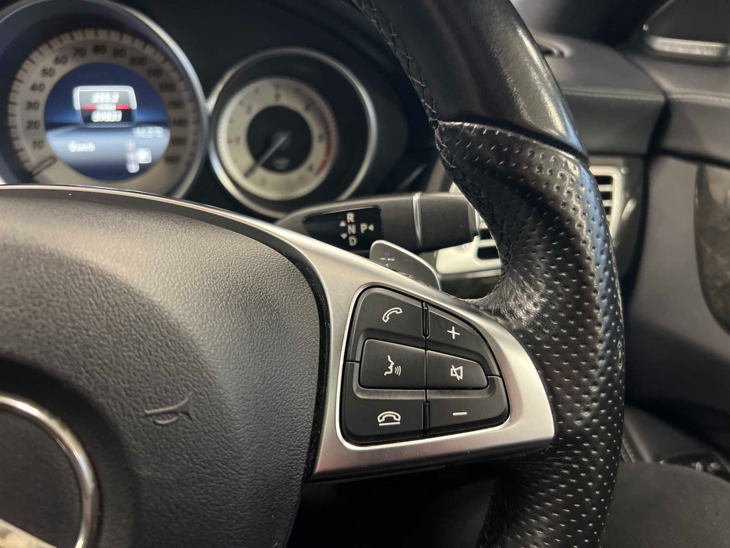 Used Mercedes-Benz CLS 2017 for sale - 76978915: Photo 17