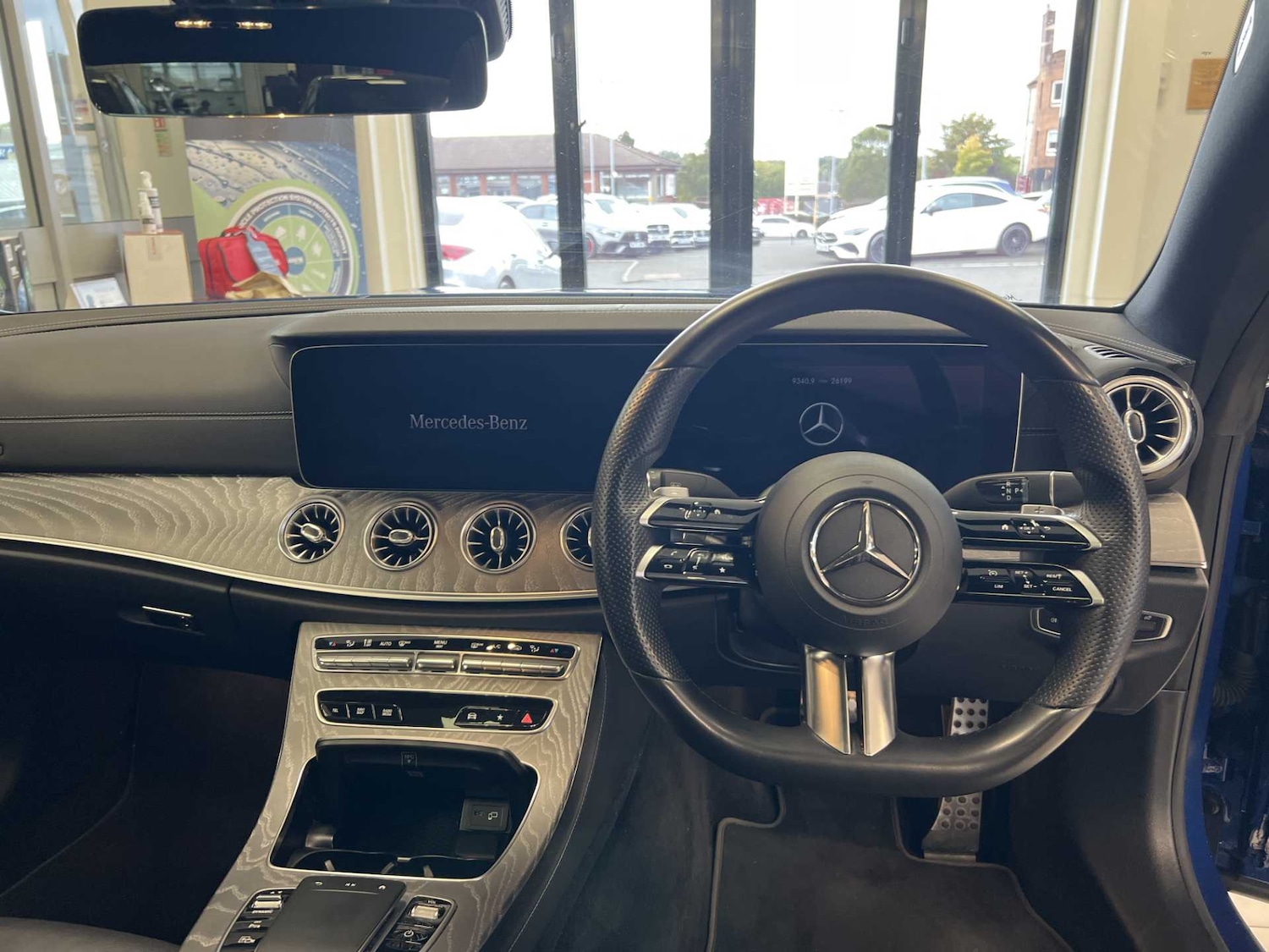 Used Mercedes-Benz E-Class 2022 for sale - 76125669: Photo 11