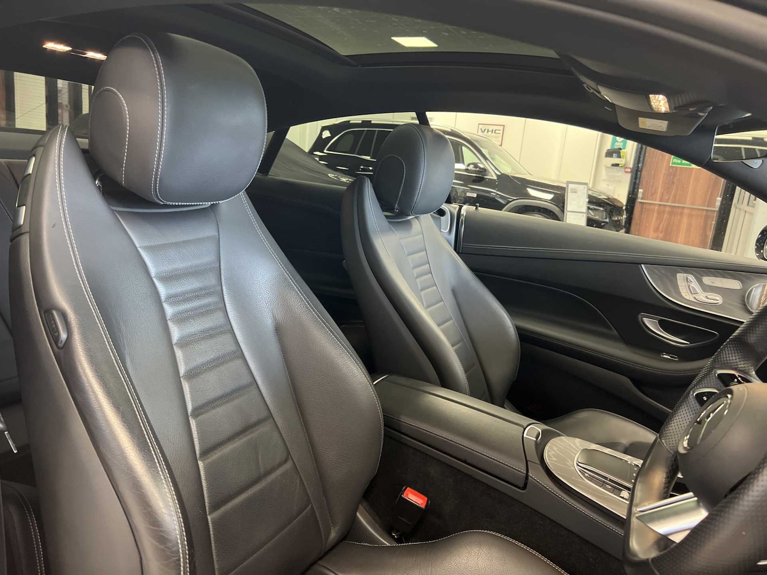 Used Mercedes-Benz E-Class 2022 for sale - 76125669: Photo 13