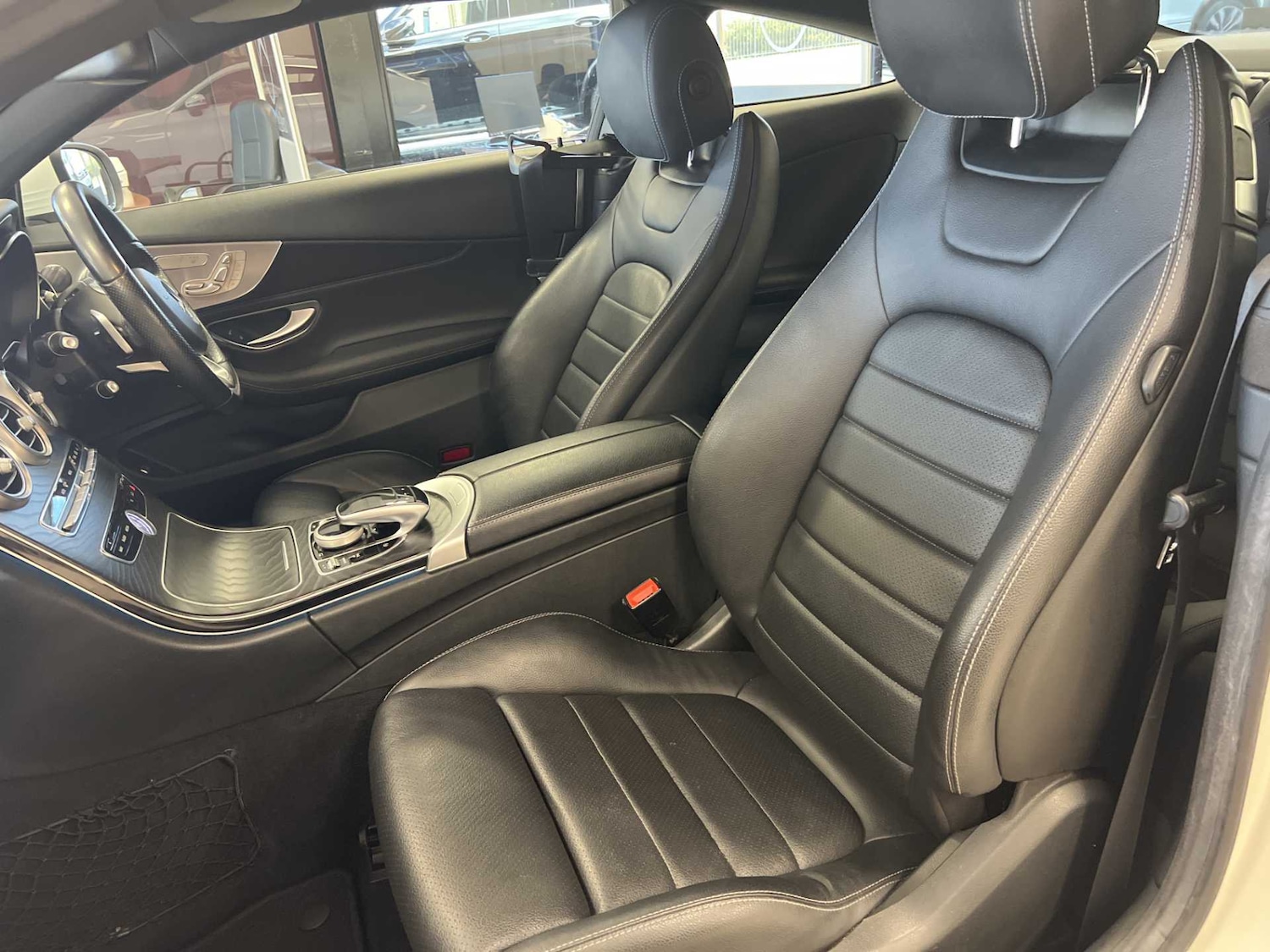 Used Mercedes-Benz C-Class 2018 for sale - 76034776: Photo 31