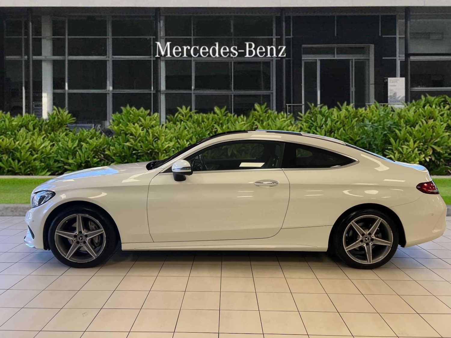 Used Mercedes-Benz C-Class 2018 for sale - 76034776: Photo 5