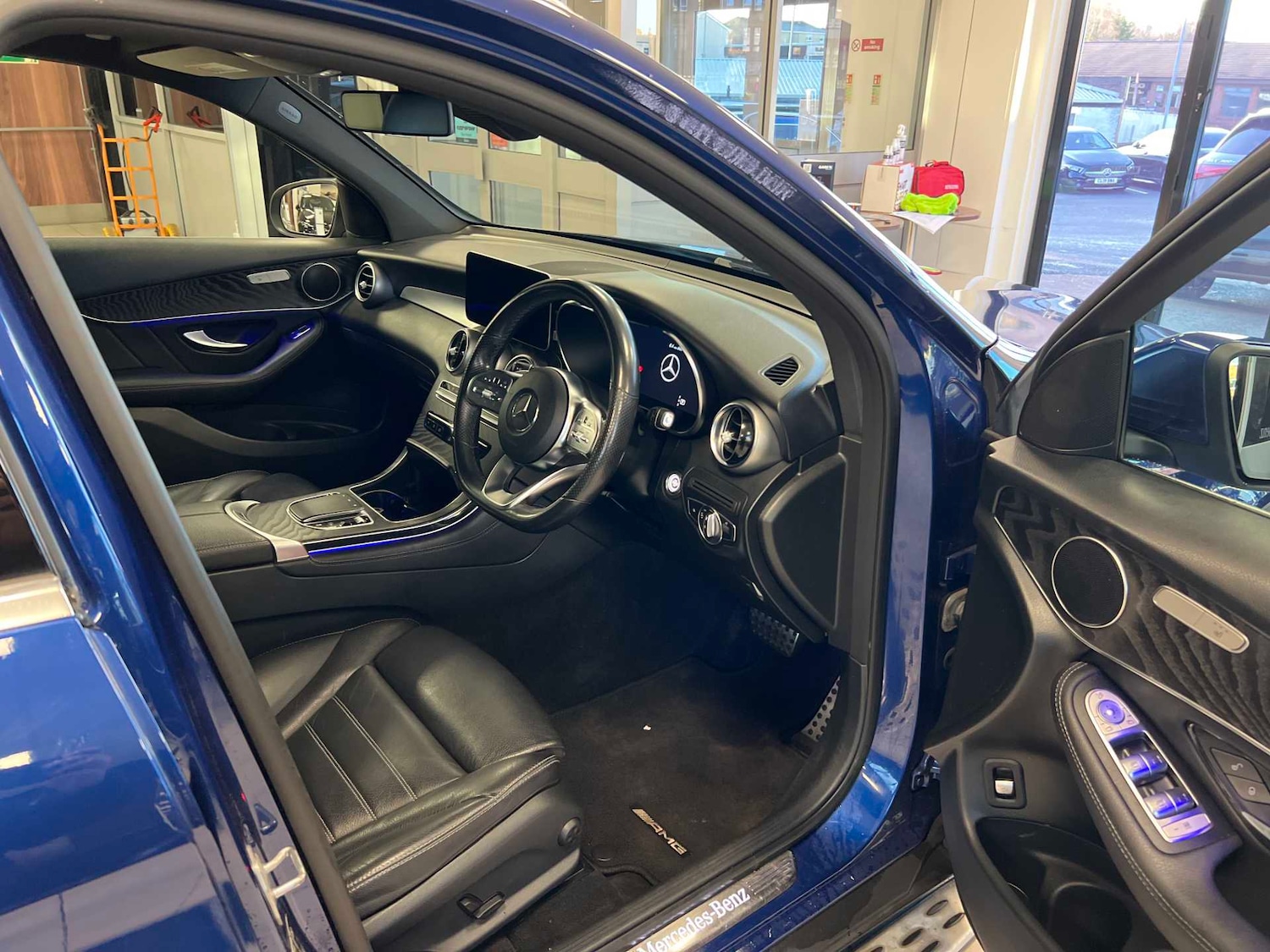 Used Mercedes-Benz GLC 2019 for sale - 76718229: Photo 13