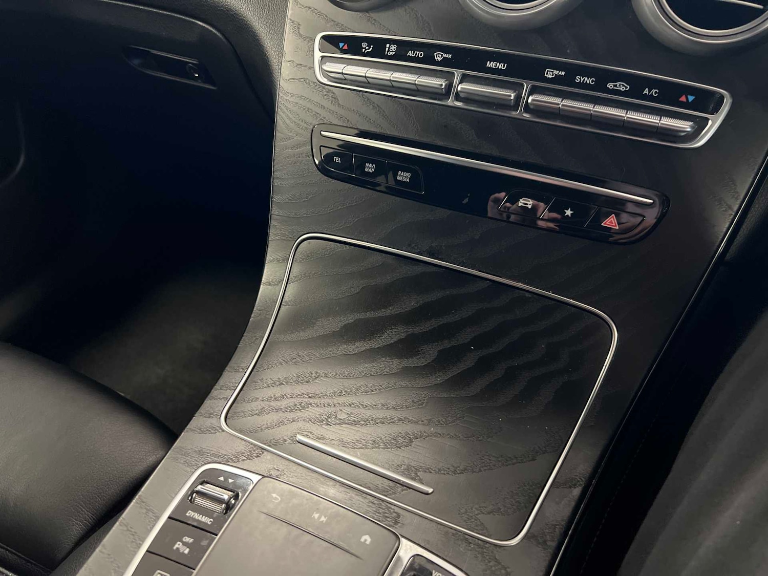 Used Mercedes-Benz GLC 2019 for sale - 76718229: Photo 23