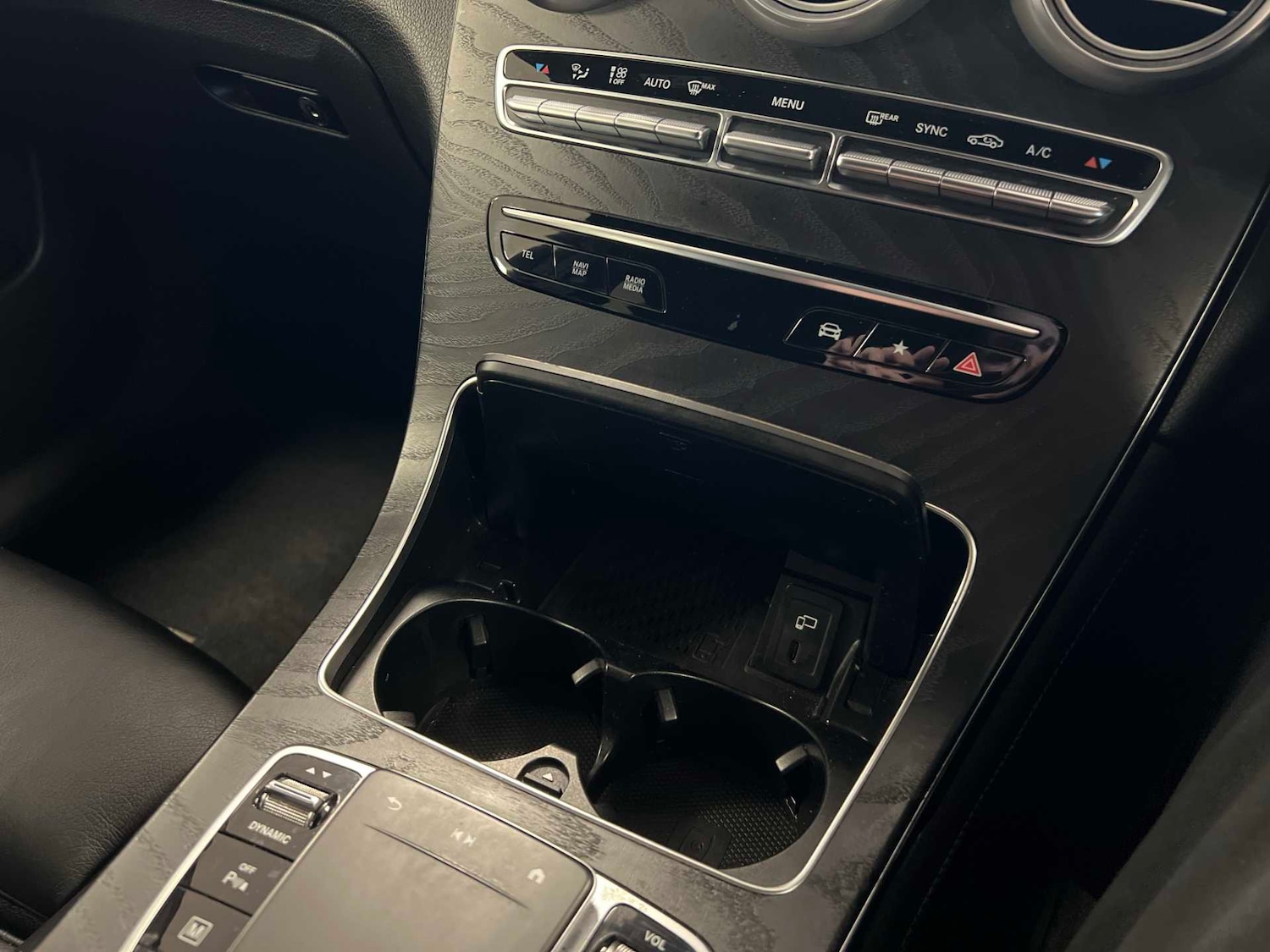 Used Mercedes-Benz GLC 2019 for sale - 76718229: Photo 24