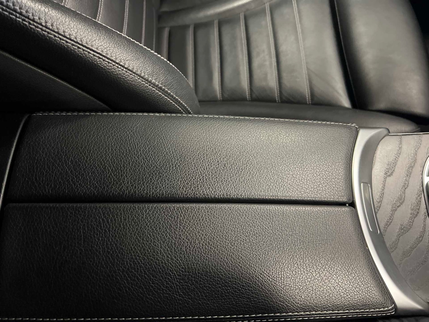 Used Mercedes-Benz GLC 2019 for sale - 76718229: Photo 25