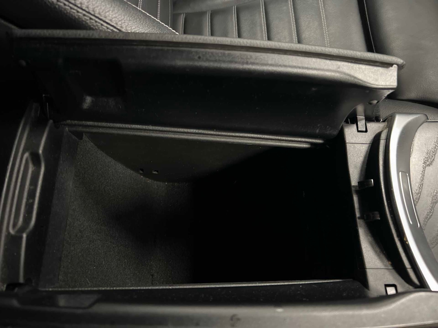 Used Mercedes-Benz GLC 2019 for sale - 76718229: Photo 26