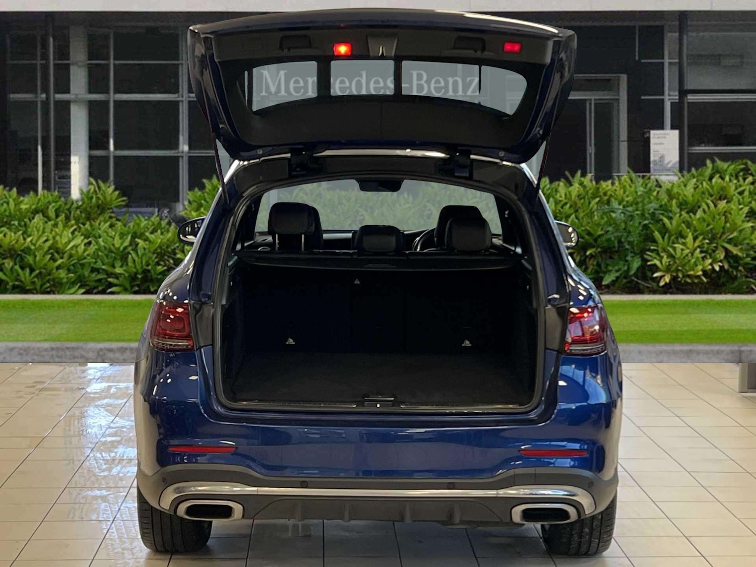 Used Mercedes-Benz GLC 2019 for sale - 76718229: Photo 5