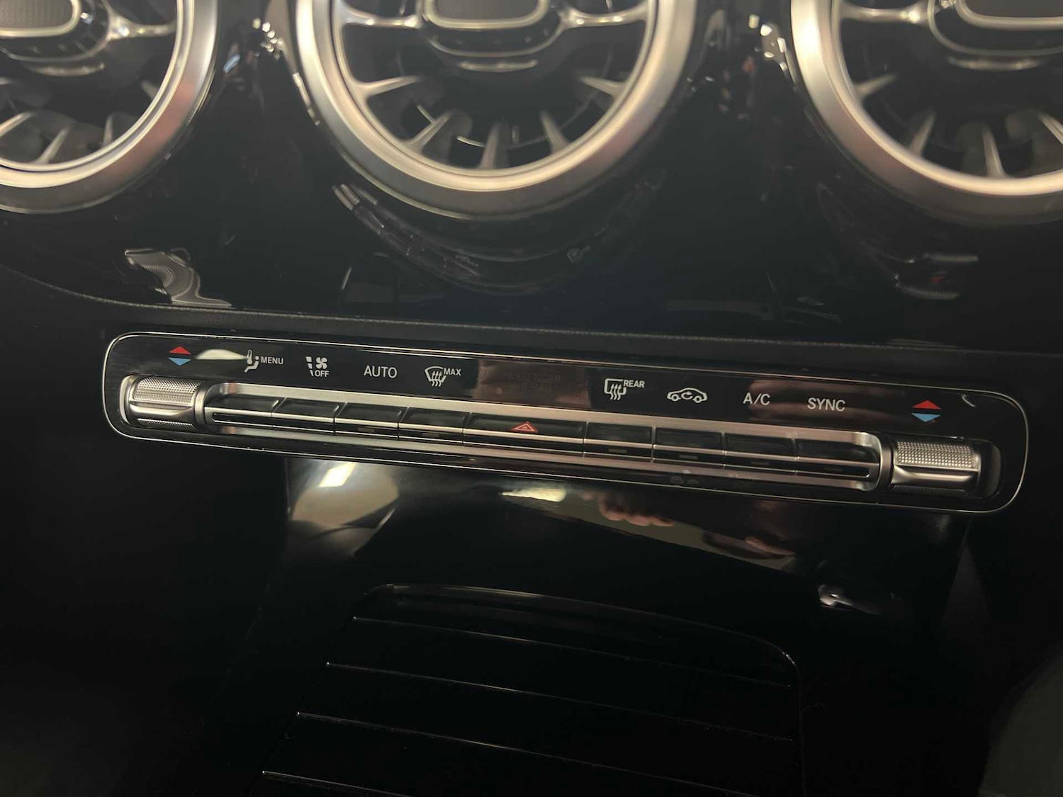 Used Mercedes-Benz CLA 2023 for sale - 76421152: Photo 27