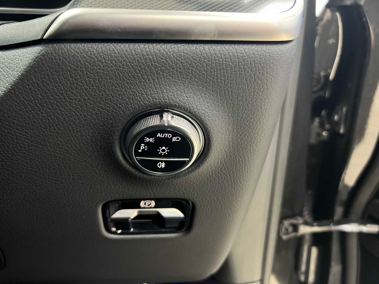 Used Mercedes-Benz GLC 2025 for sale - 77772405: Photo 29