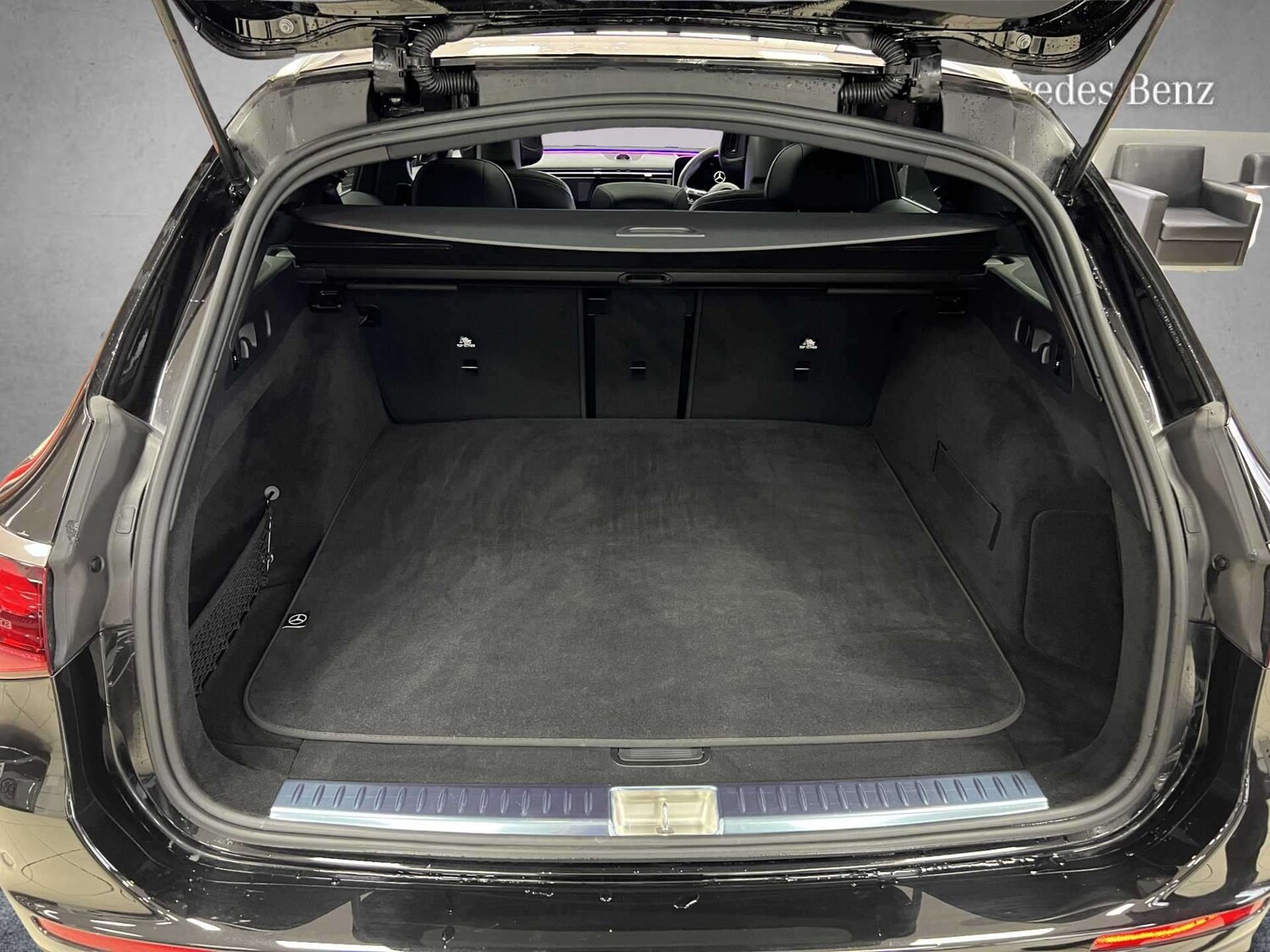 Used Mercedes-Benz E Class 2024 for sale - 78010531: Photo 12