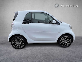 Used smart fortwo 2024 for sale - 79326367: Photo