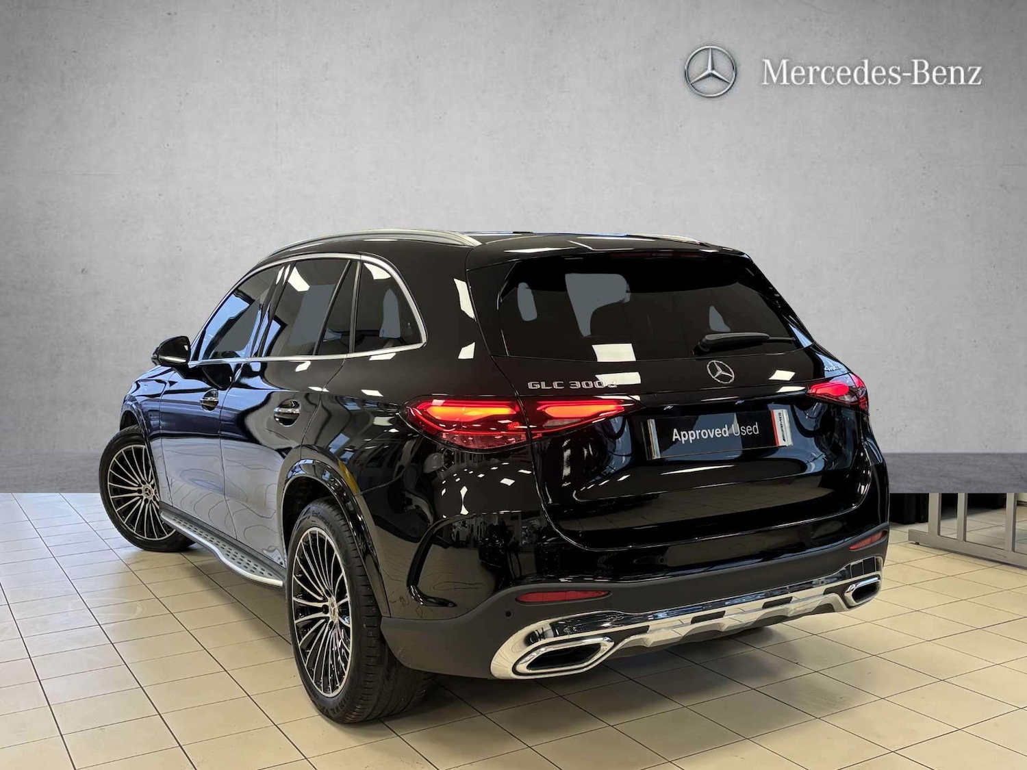 Used Mercedes-Benz GLC 2025 for sale - 77282060: Photo 2