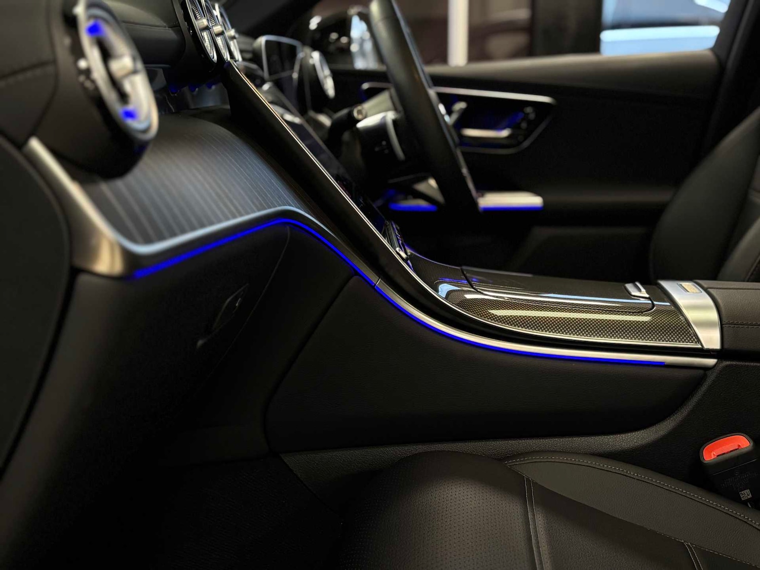 Used Mercedes-Benz GLC 2025 for sale - 77282060: Photo 27