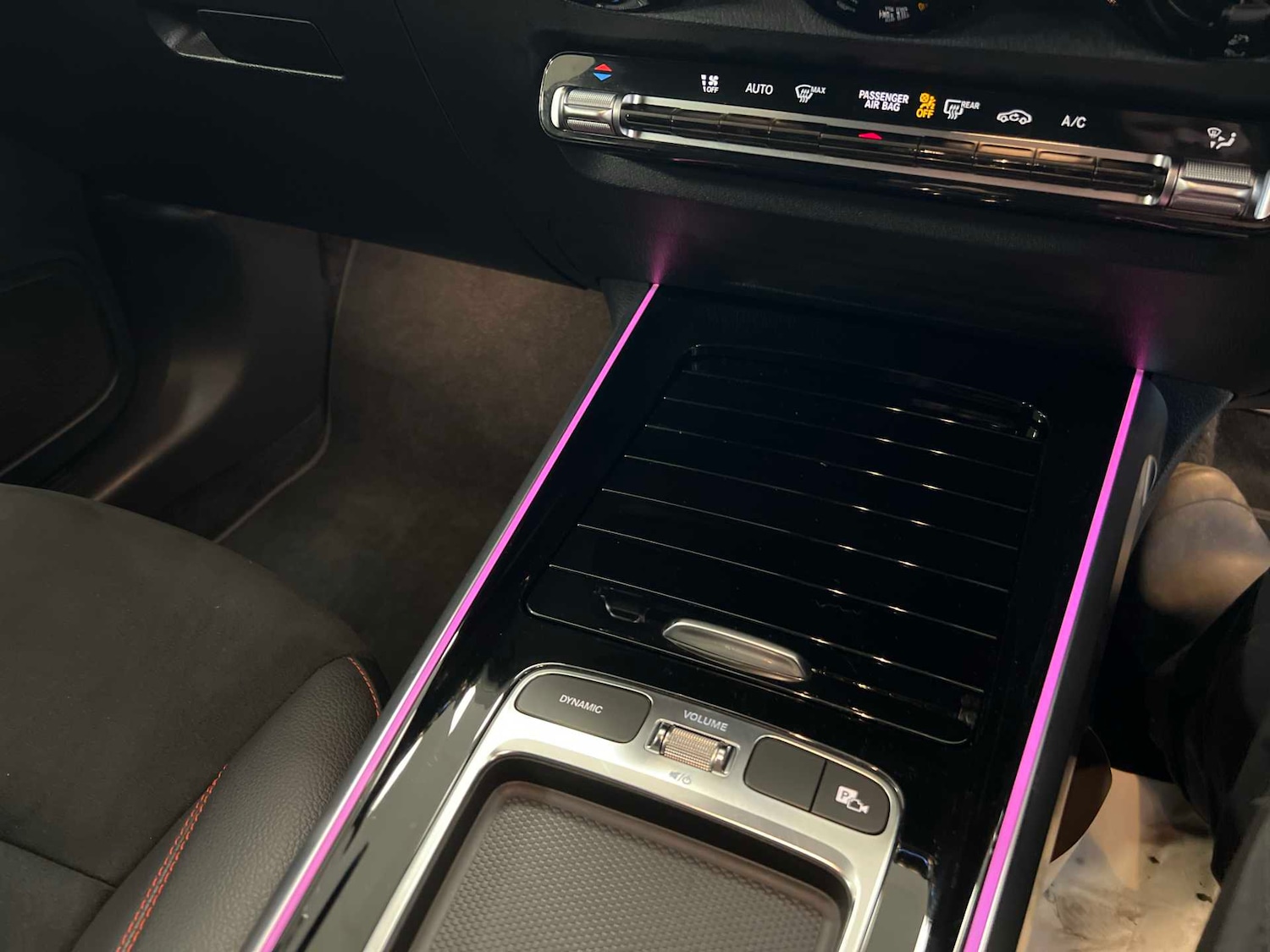 Used Mercedes-Benz GLB 2024 for sale - 76501967: Photo 32