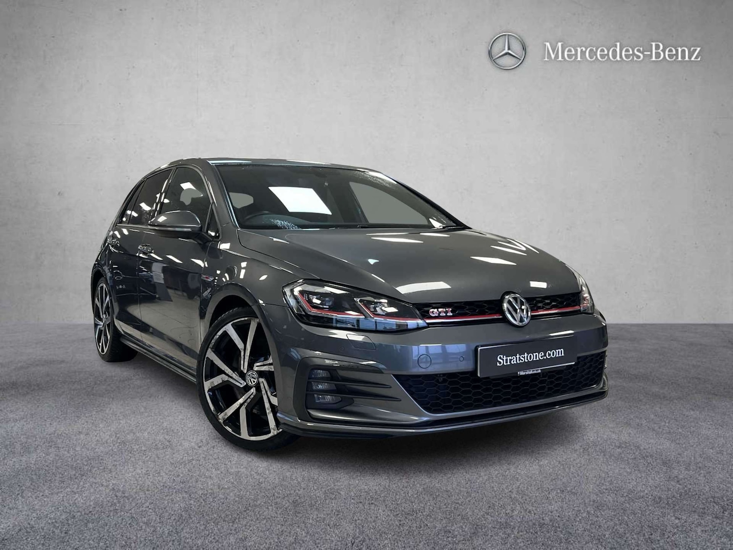 Used Volkswagen Golf 2018 for sale - 77979570: Photo 1