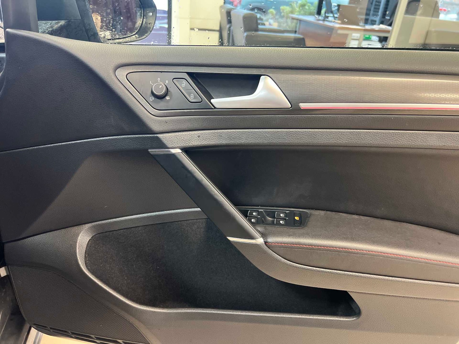 Used Volkswagen Golf 2018 for sale - 77979570: Photo 14