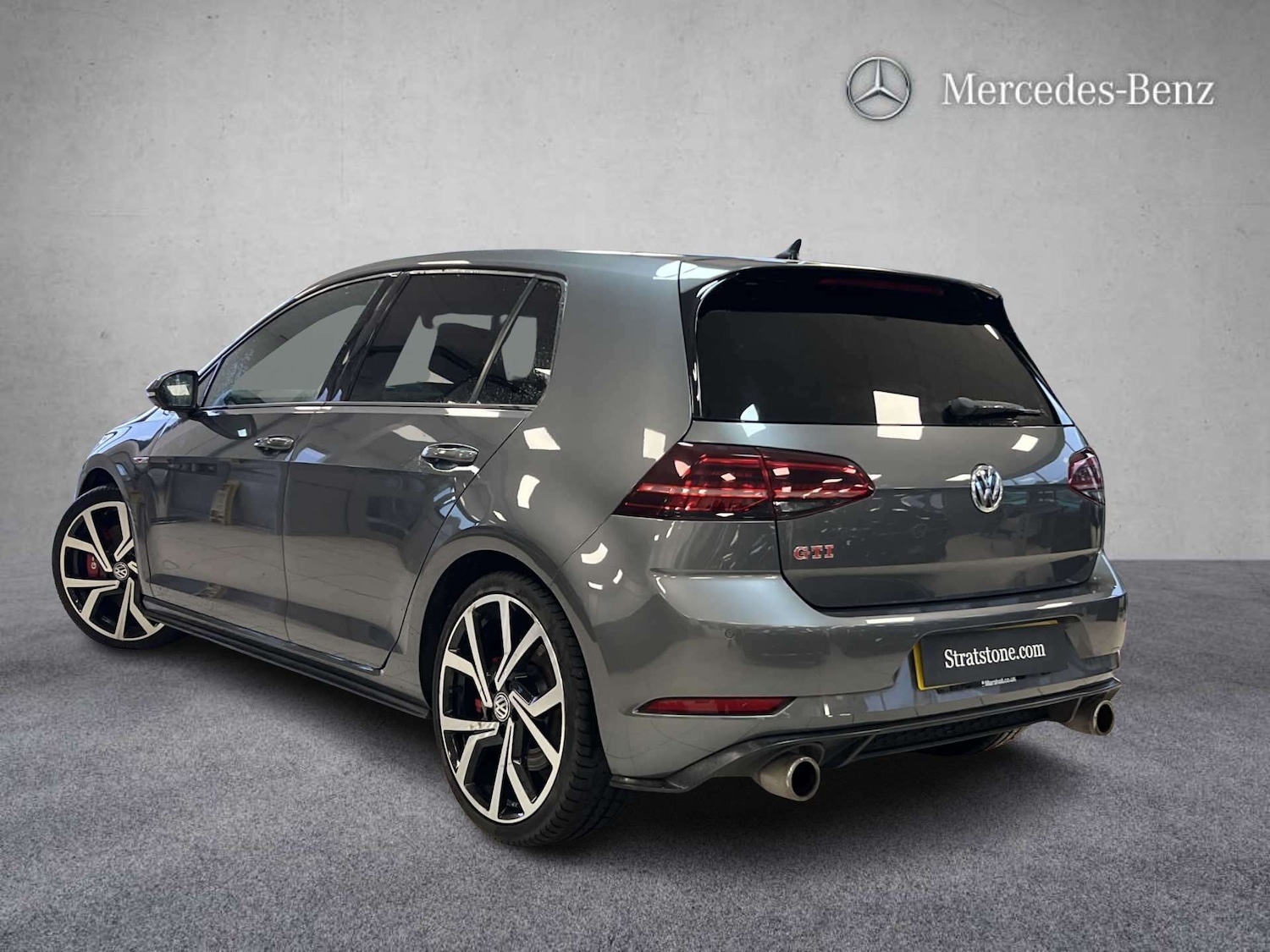 Used Volkswagen Golf 2018 for sale - 77979570: Photo 2