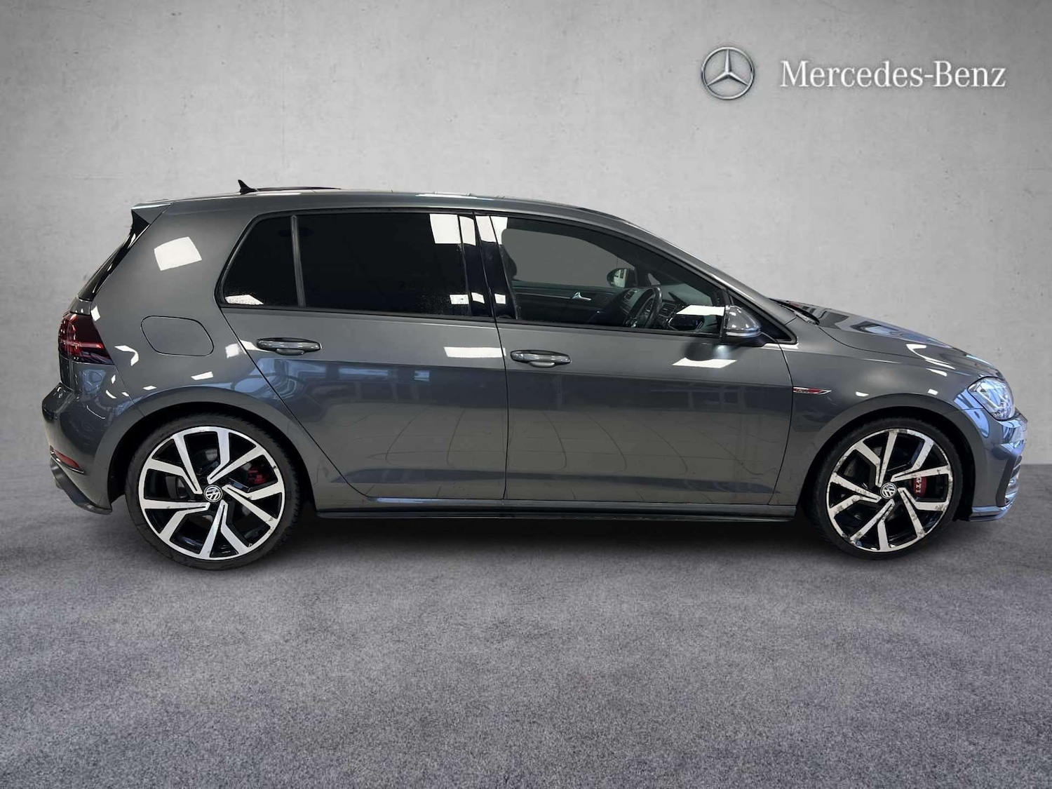 Used Volkswagen Golf 2018 for sale - 77979570: Photo 4