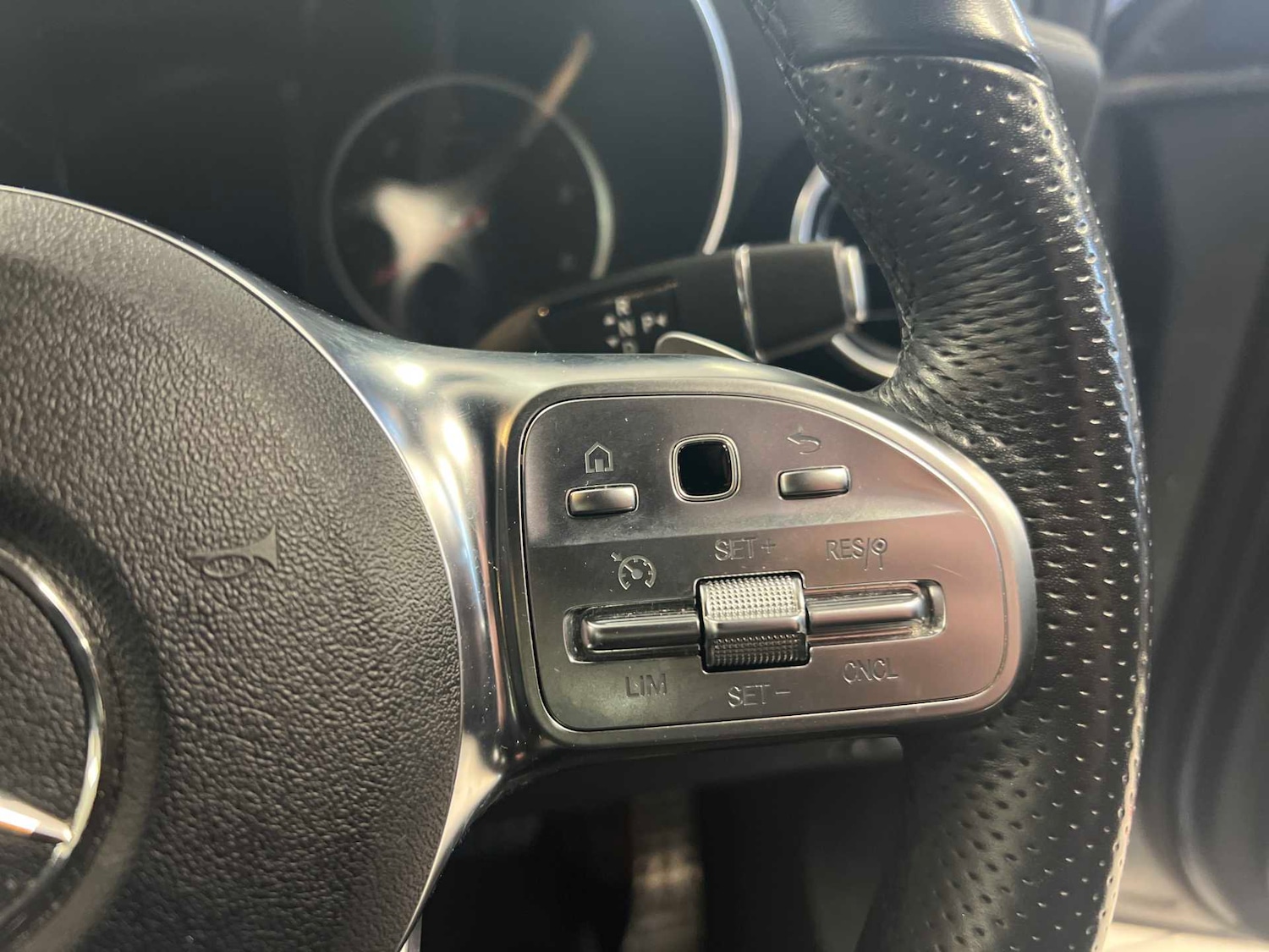 Used Mercedes-Benz GLC 2022 for sale - 77458685: Photo 17