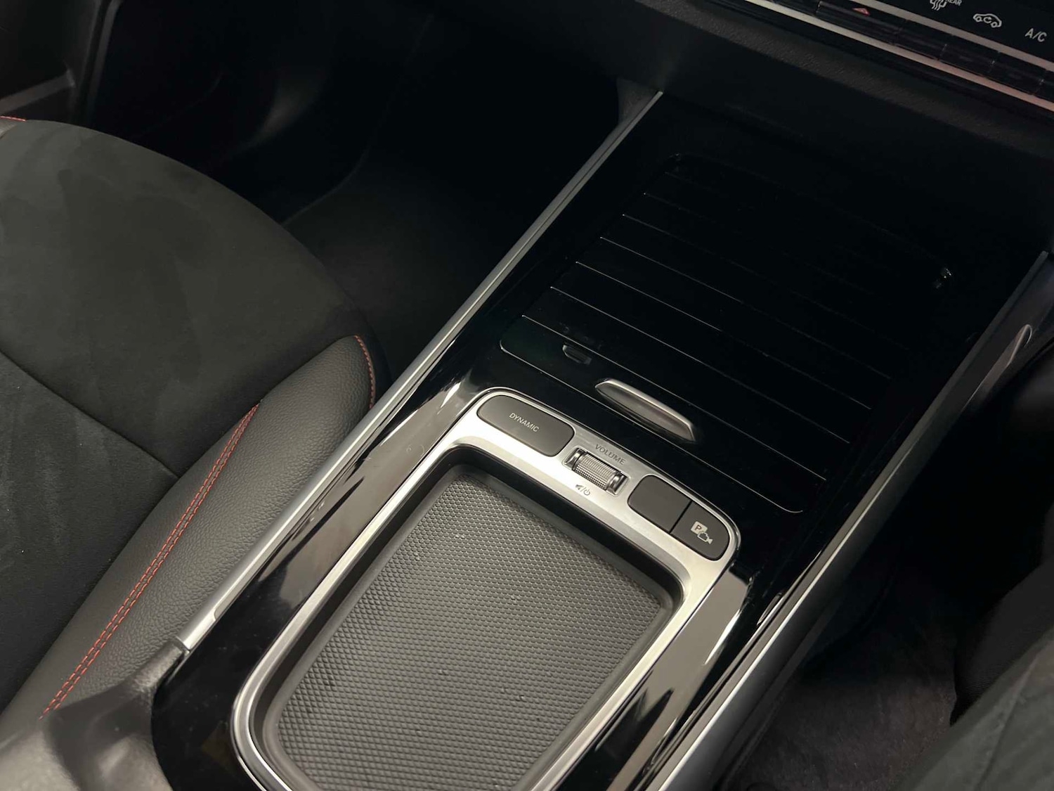 Used Mercedes-Benz GLB 2024 for sale - 76501797: Photo 26