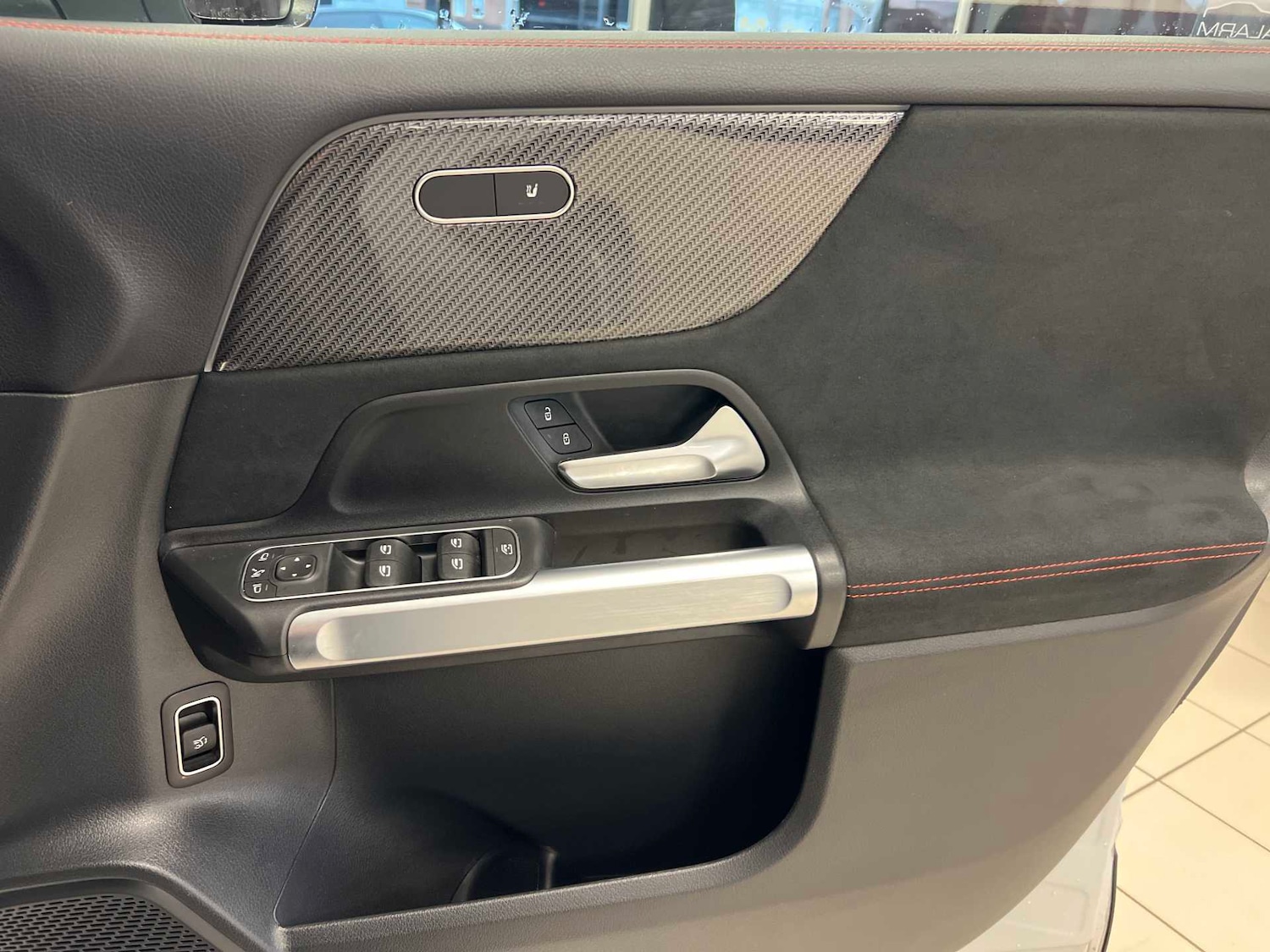 Used Mercedes-Benz GLB 2024 for sale - 76501797: Photo 34