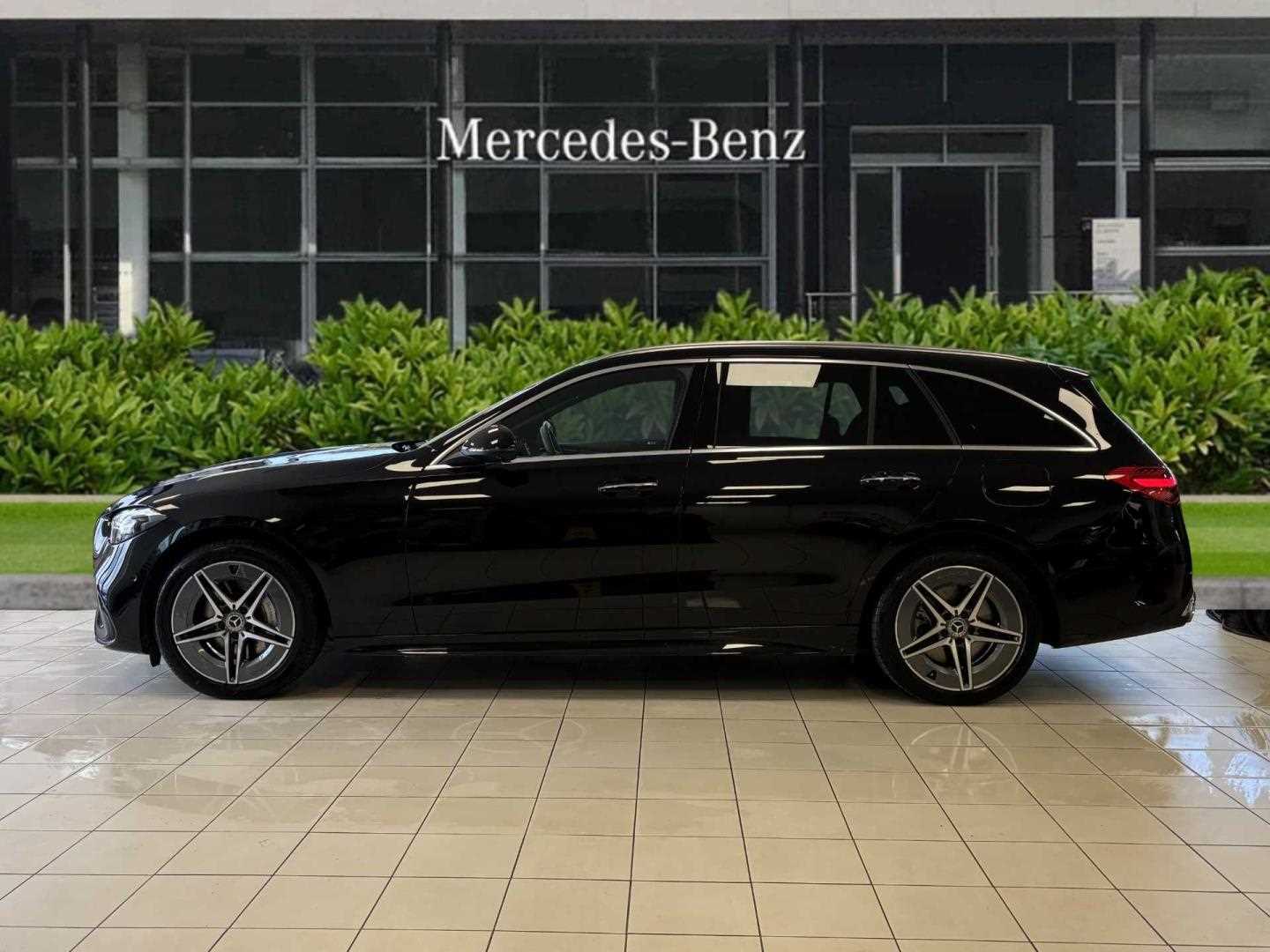 Used Mercedes-Benz C Class 2024 for sale - 75861142: Photo 3