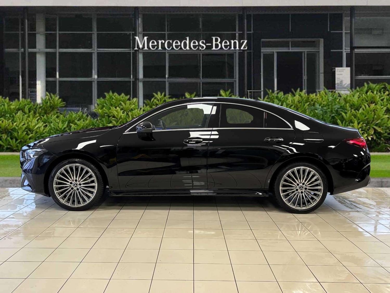 Used Mercedes-Benz CLA 2024 for sale - 76362618: Photo 3