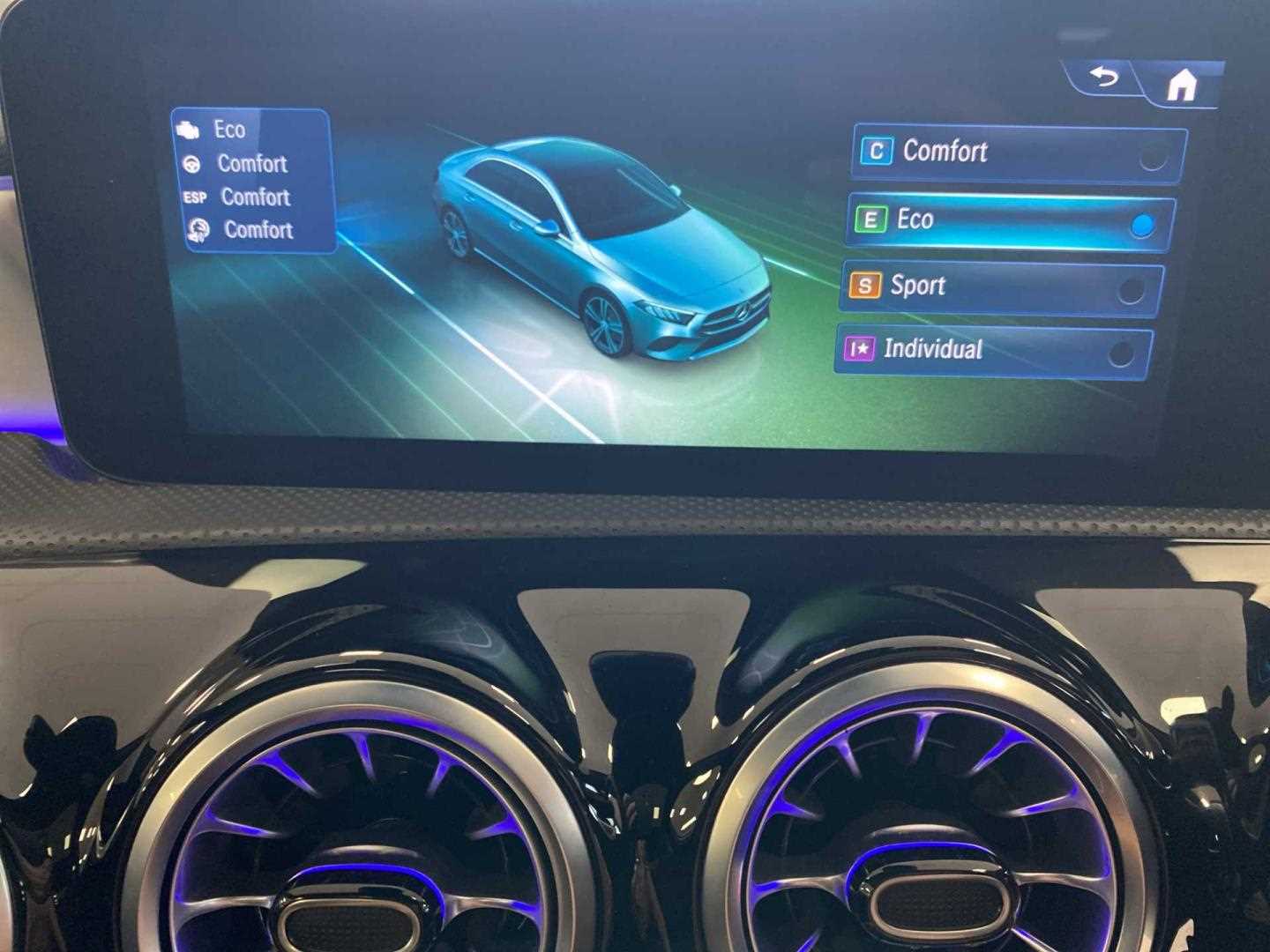 Used Mercedes-Benz A-Class 2024 for sale - 76978719: Photo 27