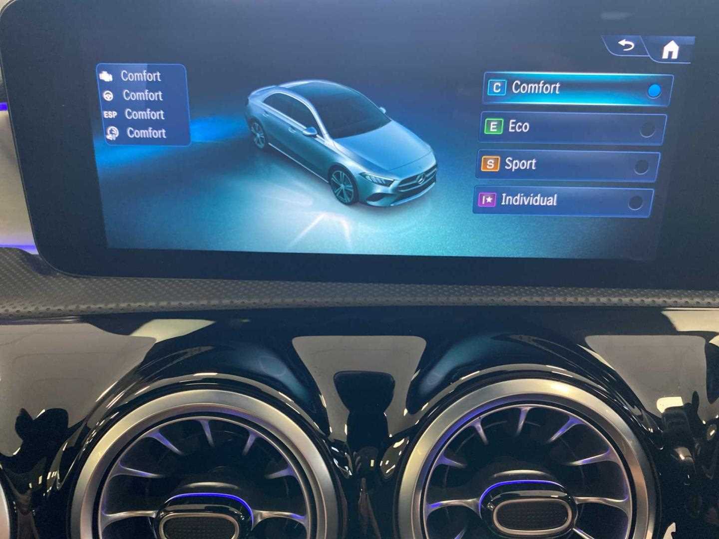 Used Mercedes-Benz A-Class 2024 for sale - 76978719: Photo 29